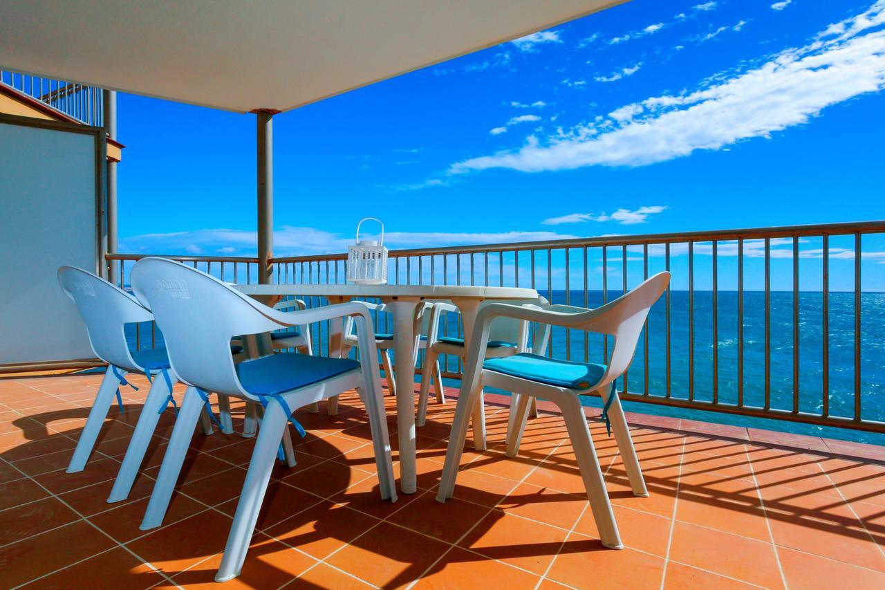 Aquamar Planet Costa Dorada Only Families Apartment